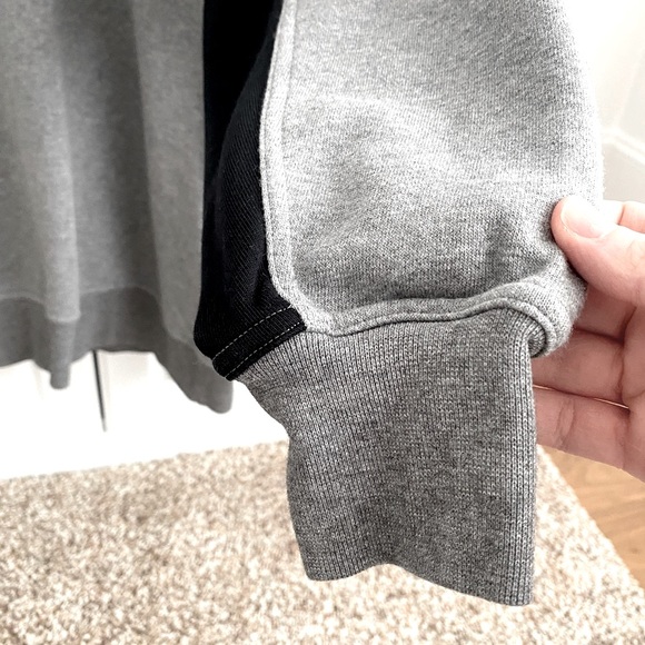 Nike Dri-Fit  logo sweatshirt - Picture 5 of 7